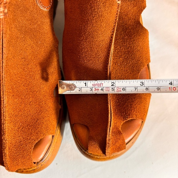 CARLO PERA Sz 9 Brown Suede Platform Sandals 70s Vibes Buckle Closure - Picture 7 of 14